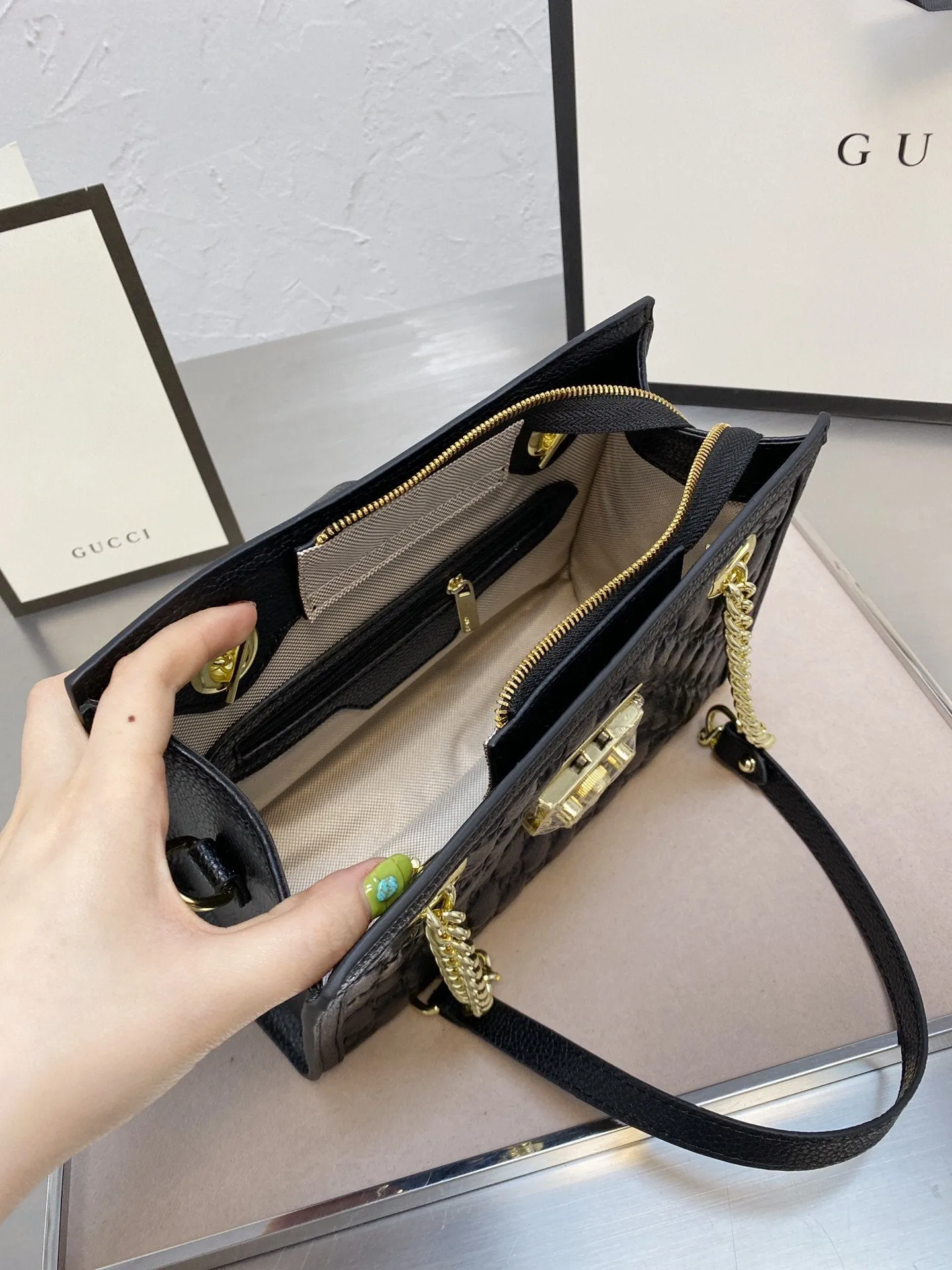 Designer Handbags GI 205