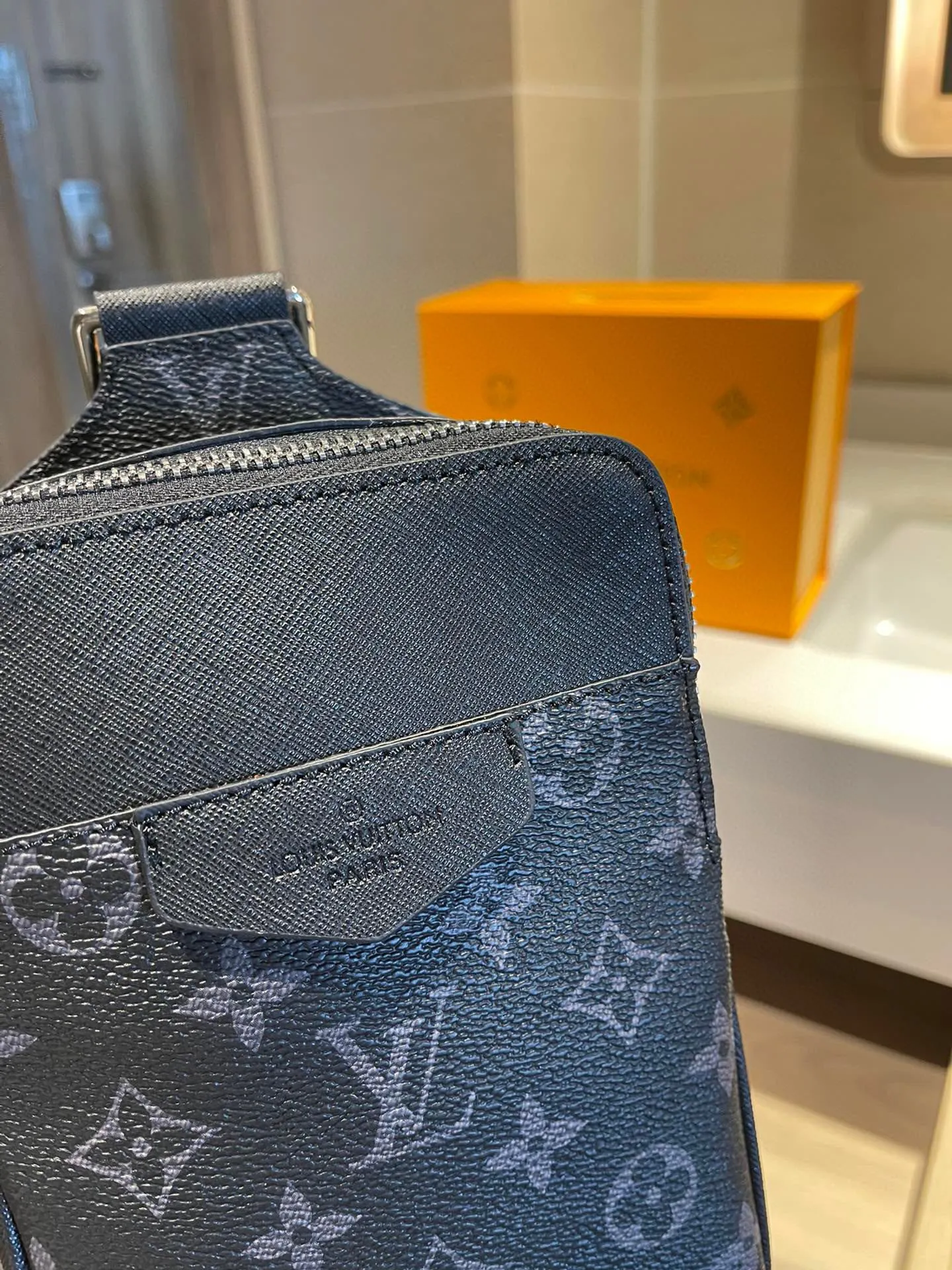 Designer Handbags LN 484