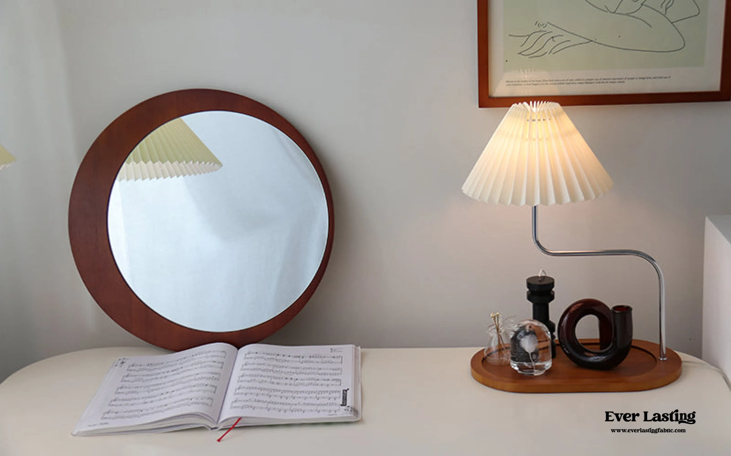 Pleated Wooden Tray Lamp / Brown