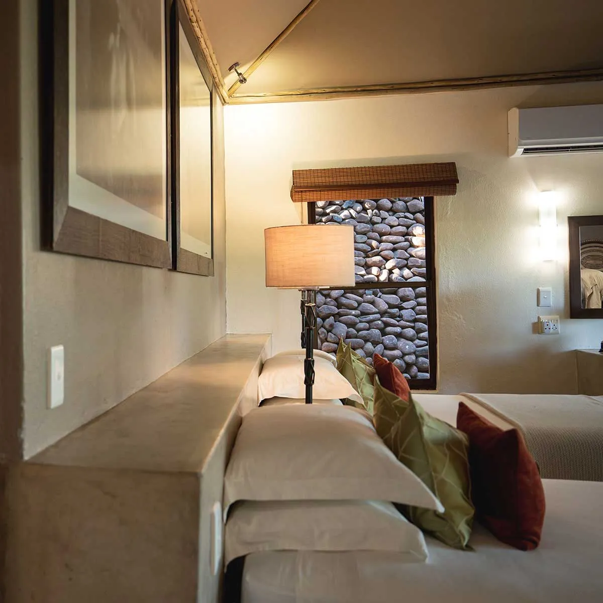 "Well"cation - bounti in Botswana Trip | Luxury Suite, Sharing Room