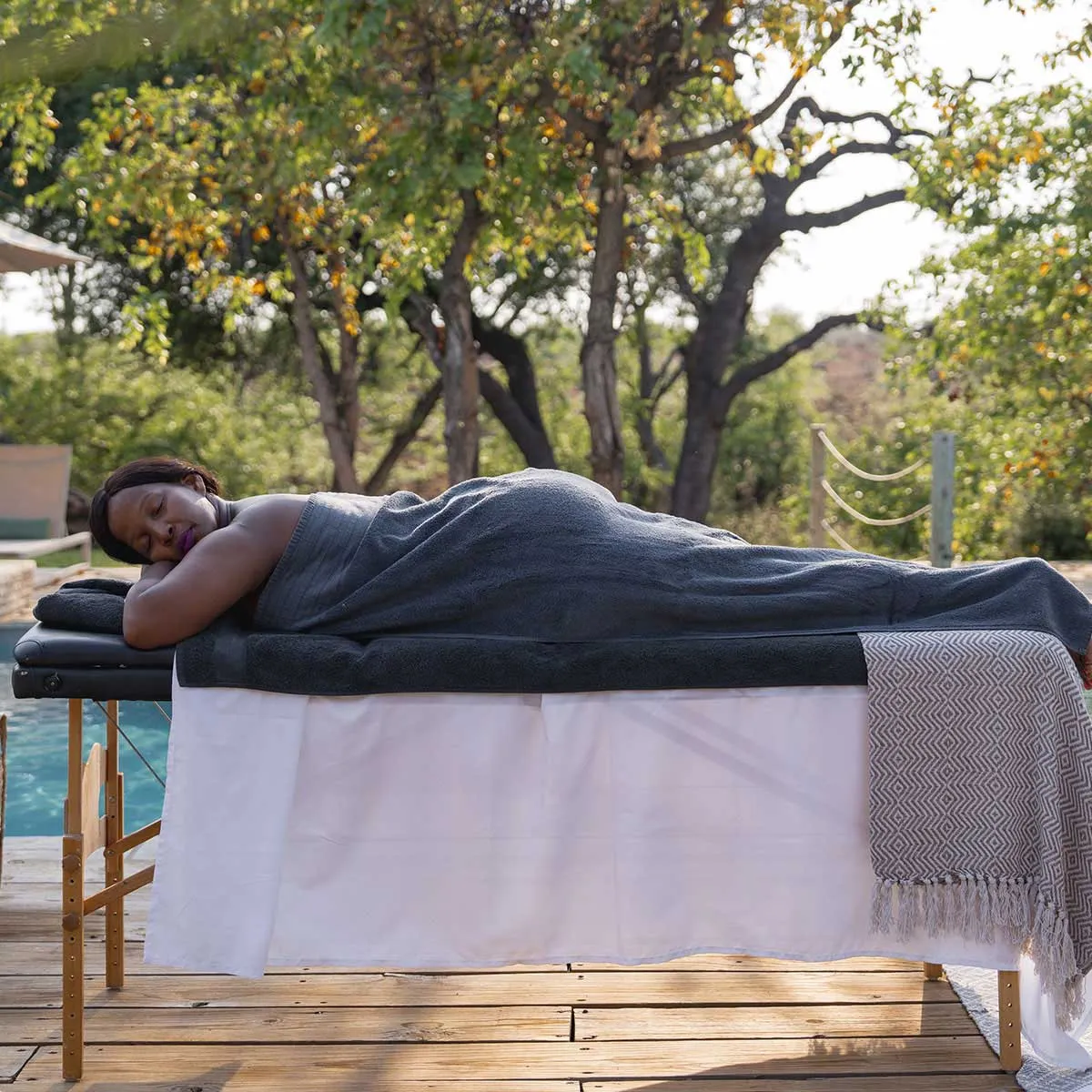 "Well"cation - bounti in Botswana Trip | Luxury Suite, Sharing Room