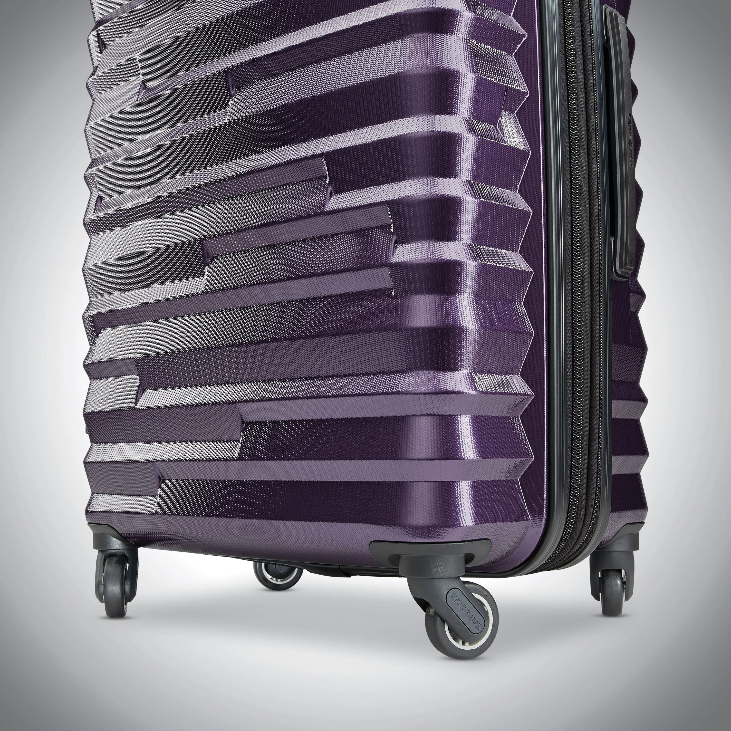 Samsonite Ziplite 4.0 Spinner Carry-On