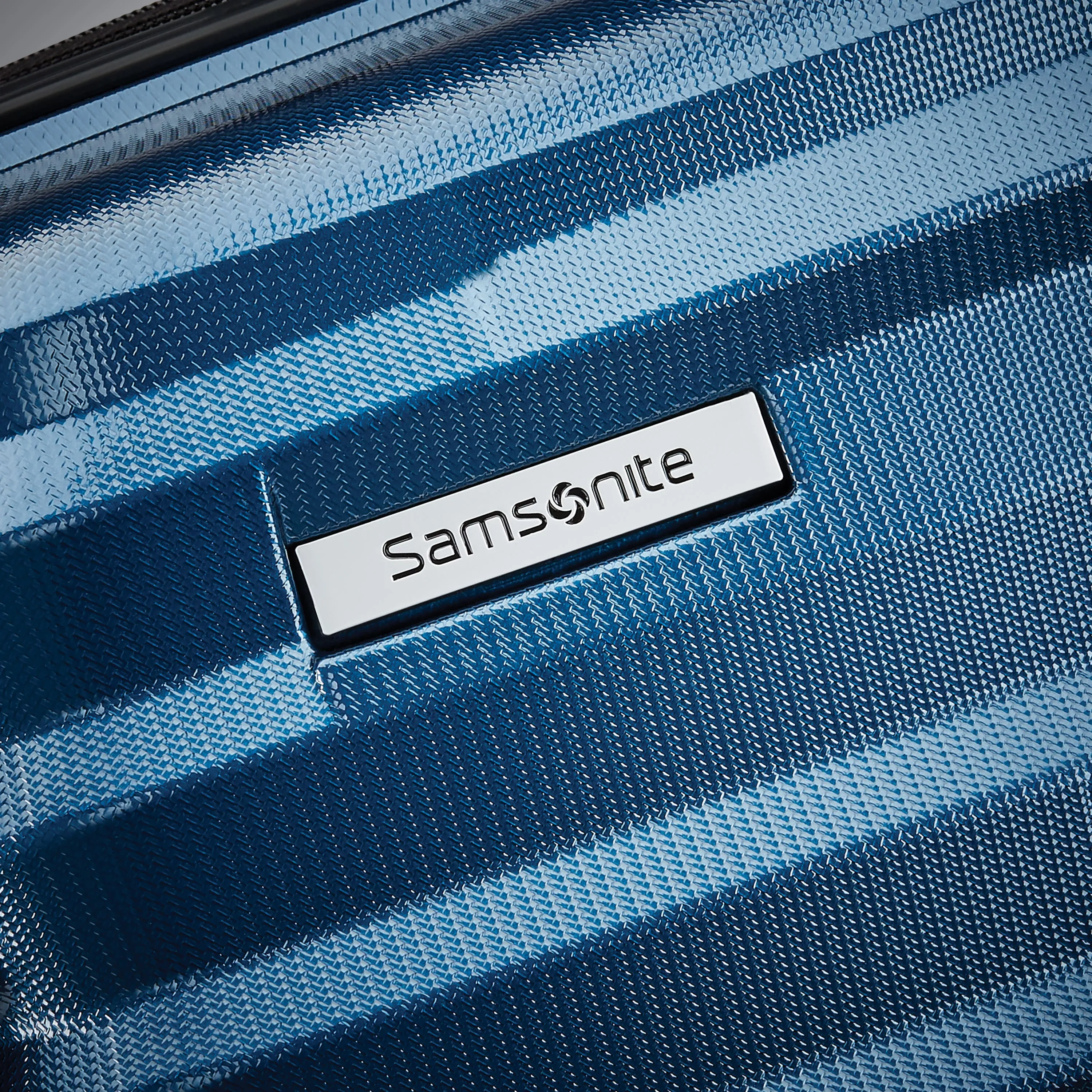 Samsonite Ziplite 4.0 Spinner Carry-On
