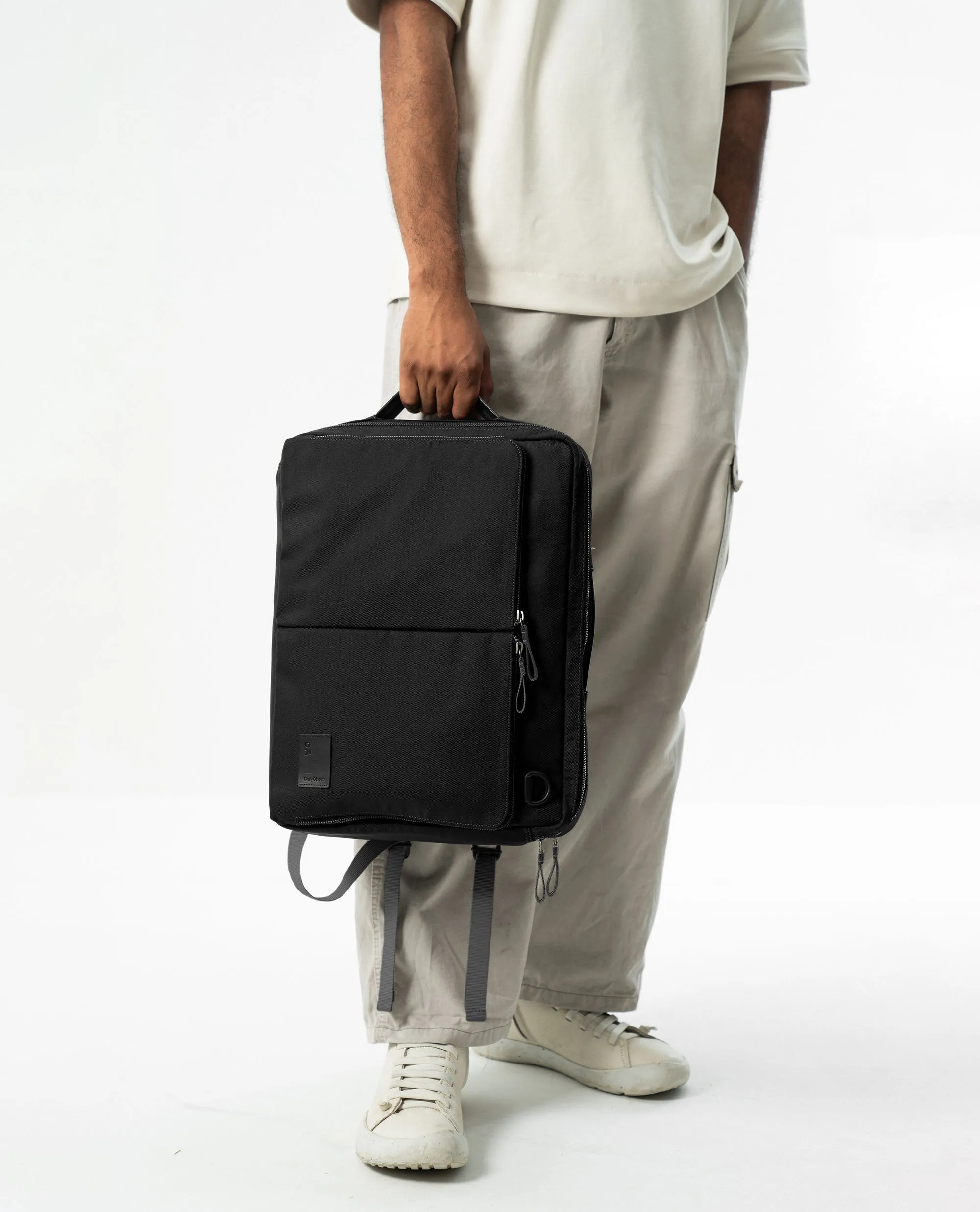 Space Black Meridian Convertible Briefpack