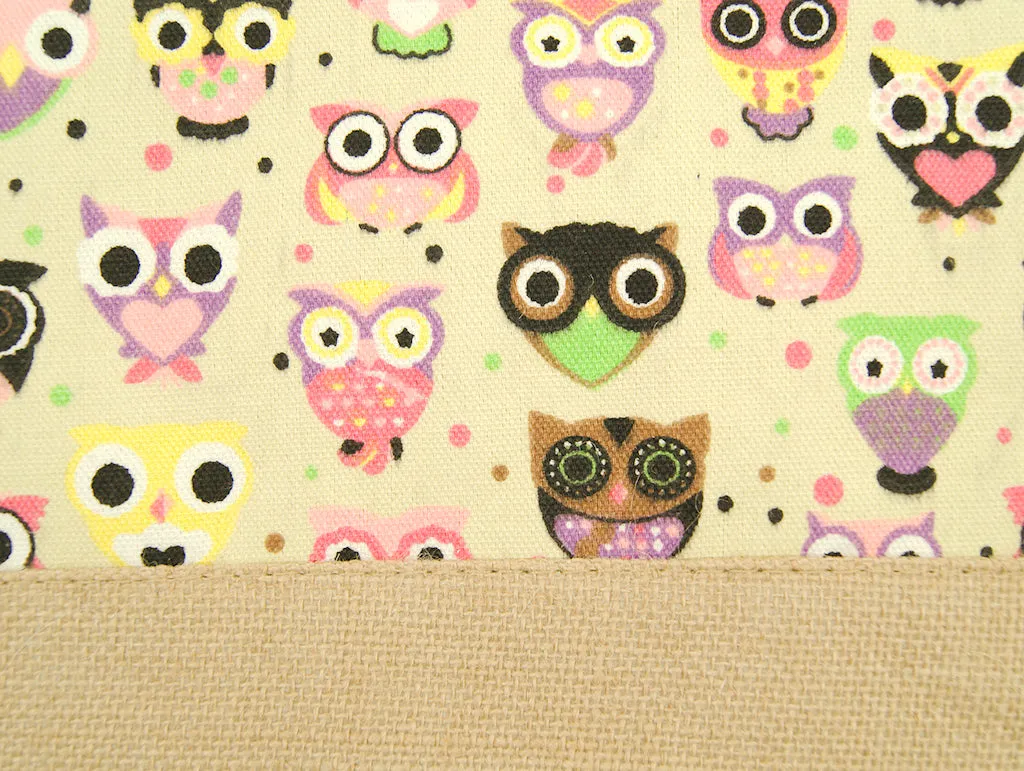 Wide Eyed Owl Makeup Bag